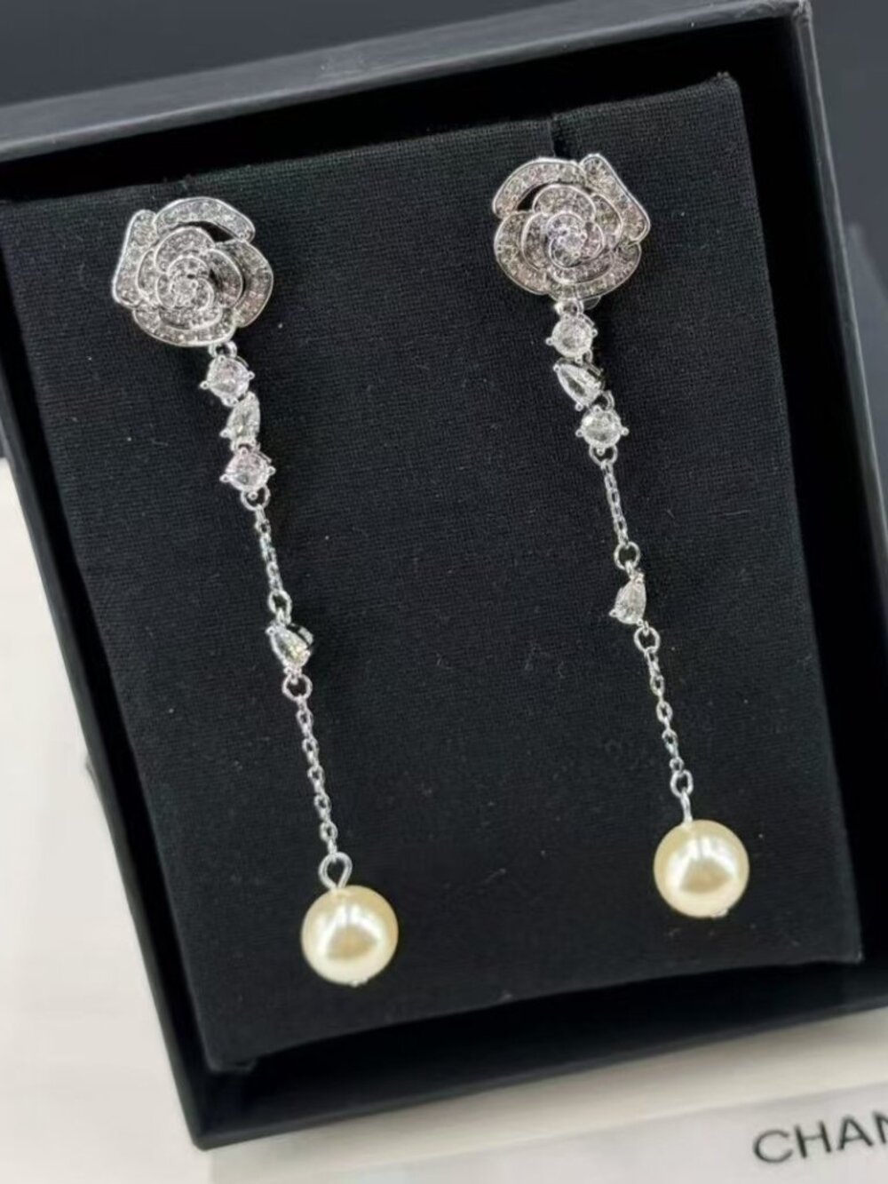 Chanel earrings - Picture 6 of 6